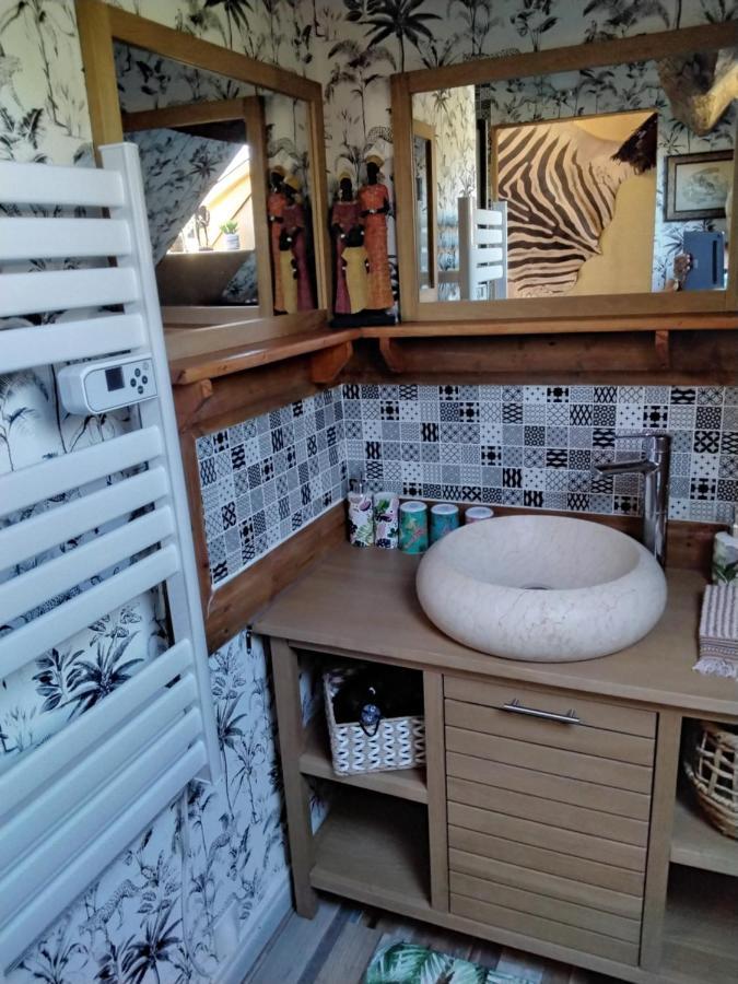 O Tour Du Monde Bed & Breakfast Cellettes  ภายนอก รูปภาพ